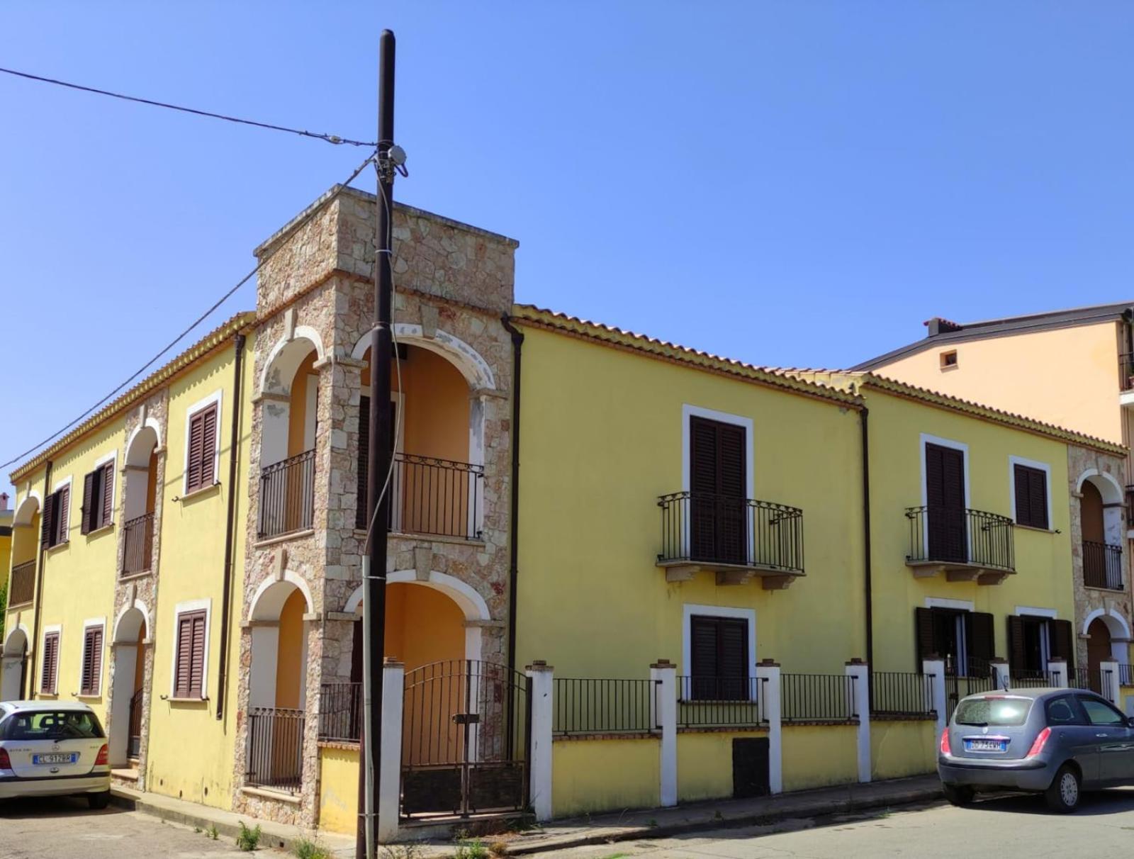 Апартаменти Casa Il Cortile Fiorito Тортолі Екстер'єр фото